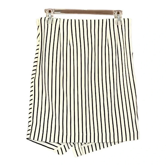 LOFT BLACK AND WHITE ASYMMETRICAL MINI PENCIL SKIRT STRETCHY SIZE SMALL - Picture 2 of 6